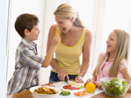 איך לגרום לילדים לאכול פירות וירקות?
